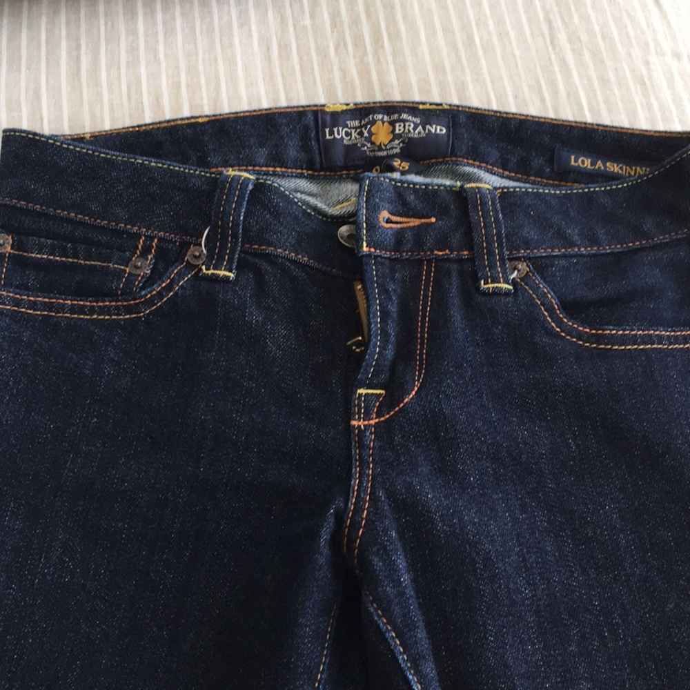 Lucky Brand “Lola Skinny” jeans in size 0/25